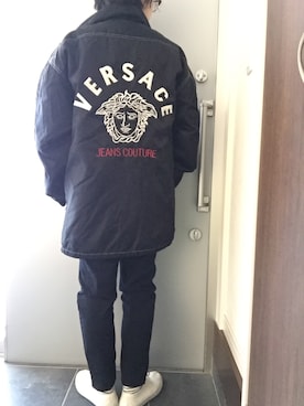 「VERSACE（ヴェルサーチ）のアイテム（その他アウター）」を使った、サオルさん（レディース・153cm）の冬コーディネート