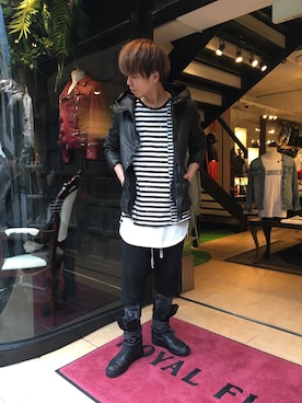 「KMRii」｜「アイテム（ライダースジャケット）」を使った、motohisaさん（メンズ・175cm）の春コーディネート