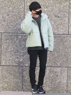 「GU（ジーユー）の（GU）スキニーフィットジーンズ（MEN ⁄ ジーンズ）」を使った、やーこん🦊︎︎︎︎︎︎︎︎︎︎︎︎☑︎さん（メンズ・172cm）の冬コーディネート