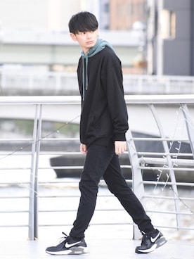 「GU（ジーユー）の（GU）スキニーフィットジーンズ（MEN ⁄ ジーンズ）」を使った、やーこん🦊︎︎︎︎︎︎︎︎︎︎︎︎☑︎さん（メンズ・172cm）の冬コーディネート