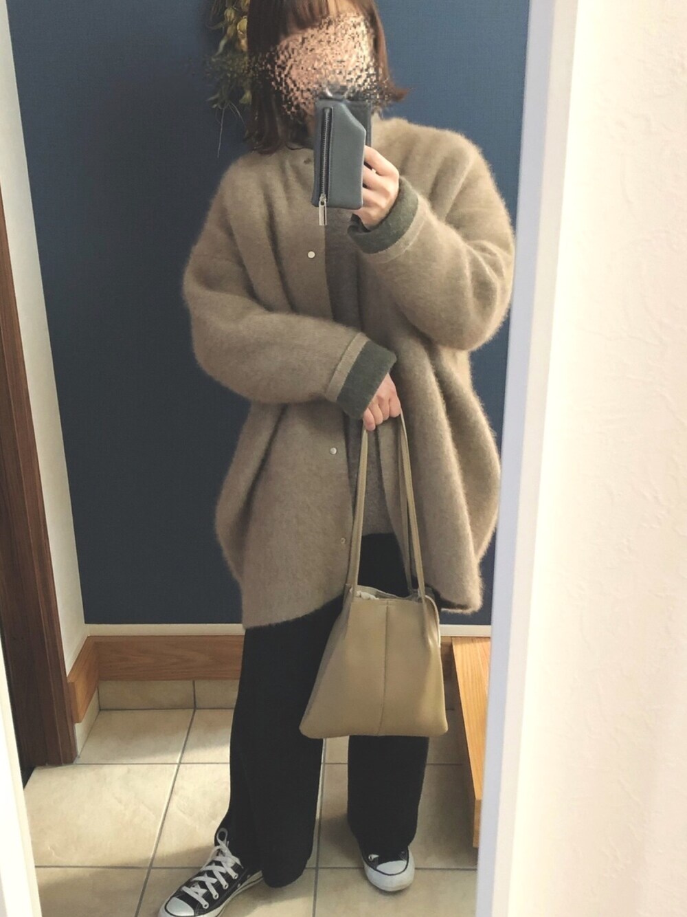「オトナカジュアル、おしゃれさんと繋がりたい、冬、プチプラ、ラクチンコーデ、ootd、低身長、シンプル、年末WEAR感謝祭、大人カジュアル」｜「GUのアイテム（パンツ、ブラック系）」を使った、てむ✱✱さん（レディース・149cm）の冬コーディネートの1枚目の写真