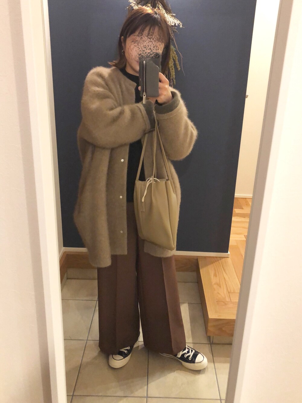 「お洒落さんとつながりたい、きれいめカジュアル、大人コーデ、年末WEAR感謝祭、今日のコーデ、ベージュ、低身長、ootd、シンプル、カジュアルコーデ」｜「ELENDEEKのラクーンミックスWカーディガン（カーディガン/ボレロ、ベージュ系）」を使った、てむ✱✱さん（レディース・149cm）の冬コーディネートの1枚目の写真