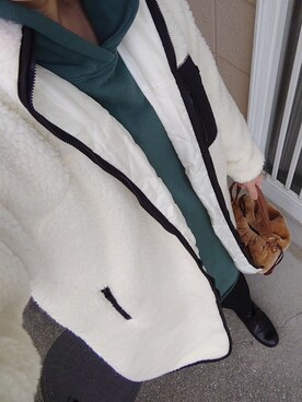 ワンピース ドレスを使った ボアコート の人気ファッションコーディネート Wear