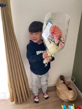 「アイテム（スウェット）」を使った、Ｒiiiiit☁︎さん（キッズ・100cm）の春コーディネート