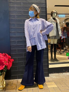 「アイテム（ブーティ、イエロー系）」を使った、Yuさん（レディース・163cm）の冬コーディネート