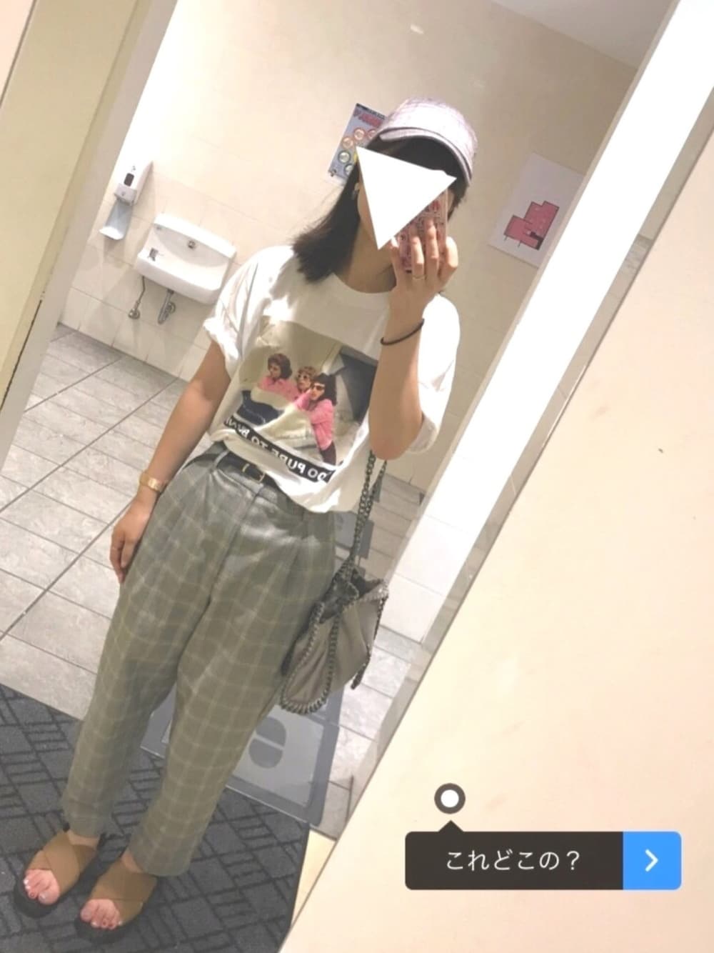 「カジュアルコーデ、白Tシャツ、summer、プチプラ、ootd、キャップ、stussy、グレンチェック、SHAKA、姿勢悪い」｜「STUSSYのJude Low Pro Cap（キャップ、グレー系）」を使った、あきなさん（レディース・159cm）の夏コーディネートの1枚目の写真