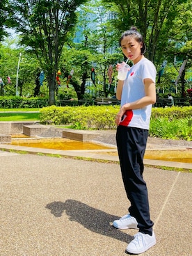 「HYKE（ハイク）のアイテム（スラックス）」を使った、山木コハルさん（レディース・158cm）の春コーディネート