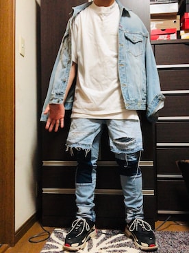 「Guess（ゲス）のアイテム（デニムジャケット）」を使った、一馬 さん（メンズ・174cm）の春コーディネート