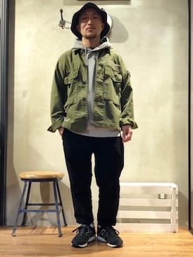 「ショット」｜「アイテム（ミリタリージャケット）」を使った、senさん（メンズ・165cm）の冬コーディネート