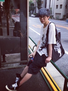 「DRKSHDW by RICK OWENS（ダークシャドウ バイ リックオウエンス）のアイテム（カーゴパンツ）」を使った、oolongchooさん（メンズ・189cm）の夏コーディネート