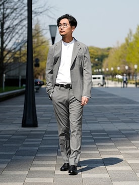 「EDIFICE（エディフィス）のアイテム（スラックス）」を使った、miuraさん（メンズ・178cm）の春コーディネート