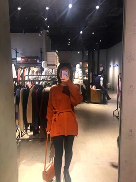 「アイテム（その他トップス、ブラウン系）」を使った、什么酱虾虾酱さん（レディース・163cm）の冬コーディネート