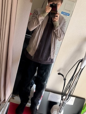 「Davit MEURSAULT（ダヴィット モルソー）のアイテム（MA-1）」を使った、一味さん（メンズ・170cm）の秋コーディネート