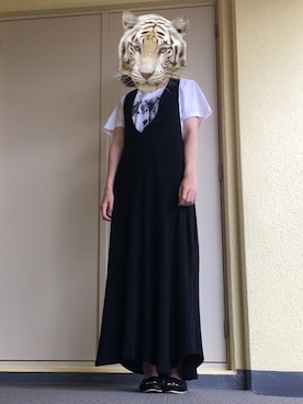 「アニマル」｜「アイテム（モカシン/デッキシューズ）」を使った、TORAさん（レディース・163cm）の春コーディネート