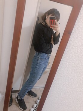 「select MOCA（セレクトモカ）のブリーチ加工ヒゲデザインハイウエストテーパードデニム（デニムパンツ、ブルー系）」を使った、tmsnさん（レディース・153cm）の春コーディネート