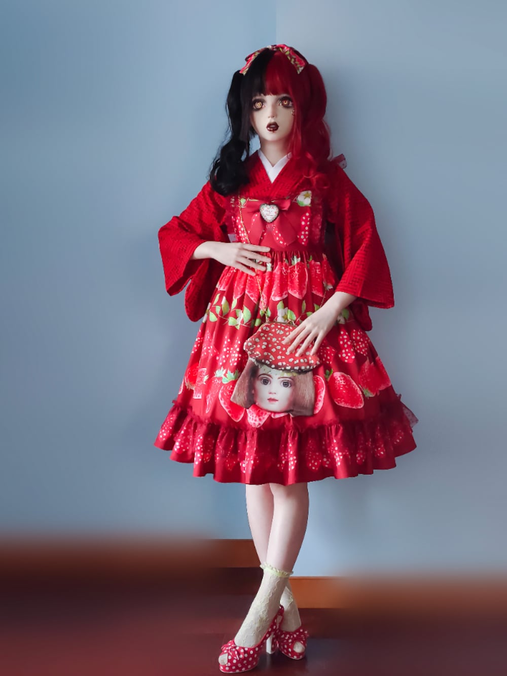 「BacioBouquetの榛果可可花束 草莓SP2019（ワンピース、レッド系）」を使った、步同さん（レディース・162cm）の冬コーディネートの1枚目の写真