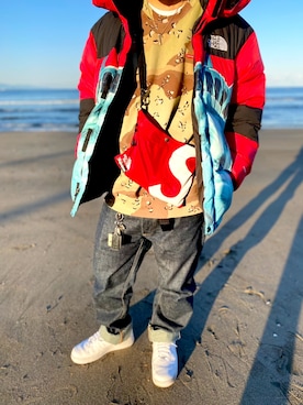 「アイテム（ダウンジャケット/コート、レッド系）」を使った、syu_goさん（メンズ・173cm）の冬コーディネート