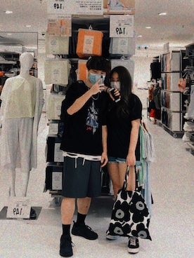 kj  (100% fol)さんのコーディネート