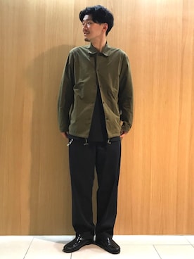 「ADAM ET ROPE'（アダムエロペ）のアイテム（ナイロンジャケット）」を使った、鈴木 雄大さん（メンズ・174cm）の秋コーディネート