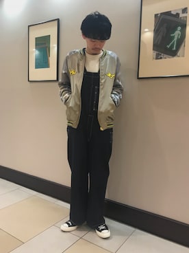 「UNUSED」｜「アイテム（サロペット/オーバーオール）」を使った、鈴木 雄大さん（メンズ・174cm）の冬コーディネート
