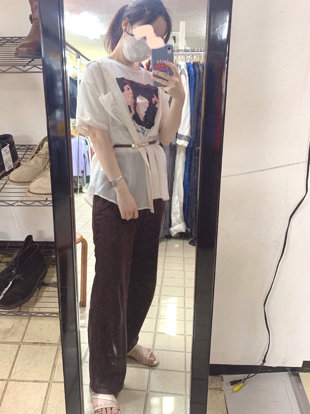 「今日のコーデ、カジュアルコーデ、夏だ！Tシャツ着よう！、ベージュ、プチプラコーデ、シアーシャツ、ZARA、ウエストマーク、サンダル」｜「ZARAのアイテム（Tシャツ/カットソー、ホワイト系）」を使った、みじゅさん（レディース・160cm）の夏コーディネートの1枚目の写真