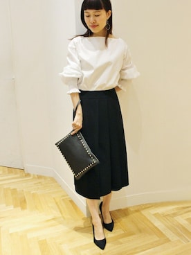 「FIGARO Paris（フィガロパリ）のアイテム」を使った、mmmさん（レディース・161cm）の春コーディネート