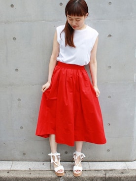 「FIGARO Paris（フィガロパリ）のアイテム」を使った、mmmさん（レディース・161cm）の春コーディネート