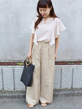 「FIGARO Paris（フィガロパリ）のアイテム」を使った、mmmさん（レディース・161cm）の春コーディネート