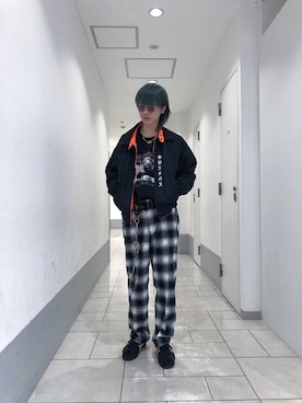 「PARADOX（パラドックス）のアイテム（スウェット）」を使った、H＞FRACTAL 慧さん（メンズ・172cm）の冬コーディネート