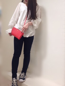 「UNIQLO（ユニクロ）のアイテム（デニムパンツ、ブルー系）」を使った、Appp1uさん（レディース）の冬コーディネート