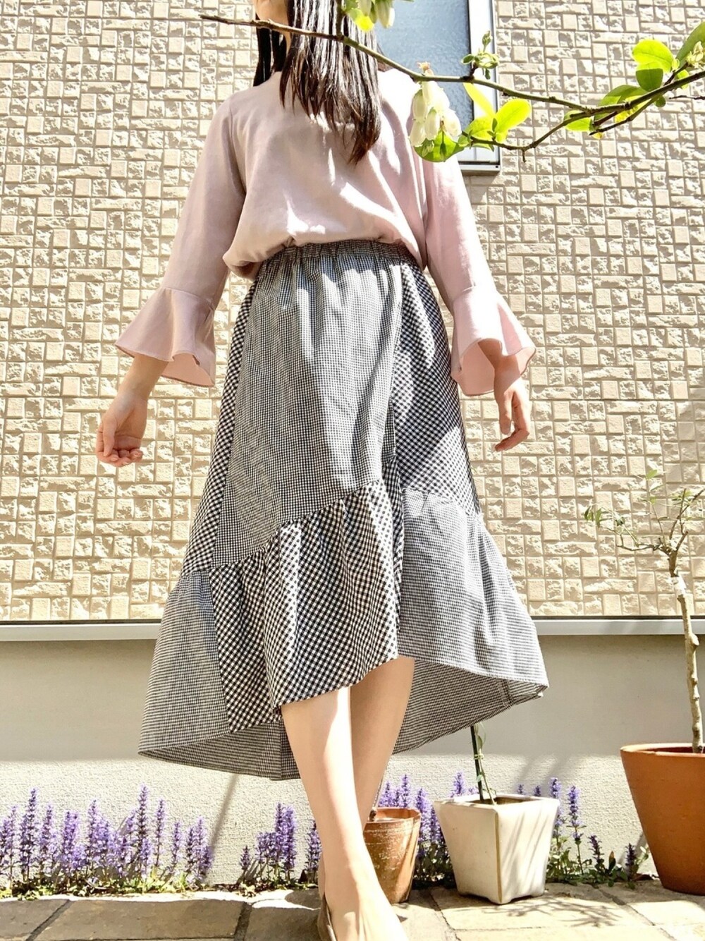「春カラー、くすみカラー、ピンク、dholic、アシンメトリー、ギンガムチェック、骨格診断ウェーブ、高身長女子、高身長コーデ、いいね、save、フォローお願いします🤑」｜「DHOLICのアイテム（シャツ/ブラウス、ピンク系）」を使った、Ruriさん（レディース・166cm）の春コーディネートの1枚目の写真