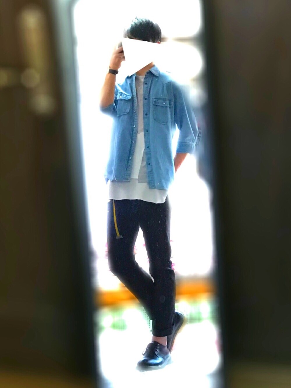 「STUDIOUSのSTUDIOUS リビルドドレープTシャツ＜UVカット＞（Tシャツ/カットソー、ホワイト系）」を使った、ソリムさん（メンズ・175cm）の春コーディネートの1枚目の写真