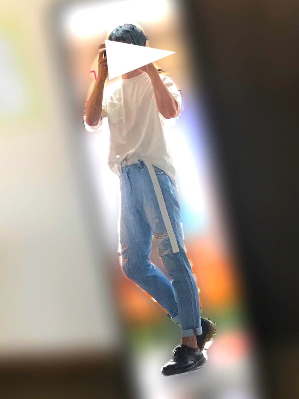 「シンプルコーデ、きれいめカジュアル、夏コーデ、ビッグT、プチプラ、白、Dr.Martens、デニム、ガチャベルト」｜「BACK NUMBERの【BACK NUMBER】ポンチクルーネック（Tシャツ/カットソー、ホワイト系）」を使った、ソリムさん（メンズ・175cm）の夏コーディネートの1枚目の写真
