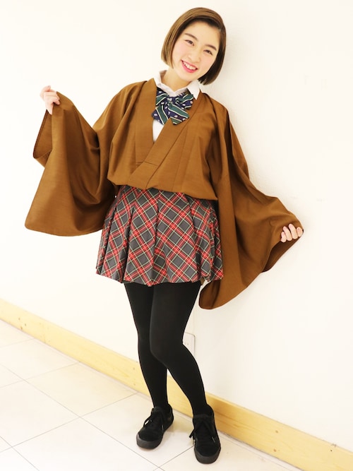 搭配泳裝/和服/夏季和服(棕色系)的女性時尚穿搭總 