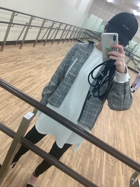 「JEANASIS（ジーナシス）のシャツテイルBIGロンT/826709（Tシャツ/カットソー）」を使った、m.Kさん（レディース・164cm）の冬コーディネート