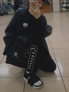 「VANS（バンズ）のアイテム（マウンテンパーカー）」を使った、高于倢さん（レディース・155cm）の春コーディネート