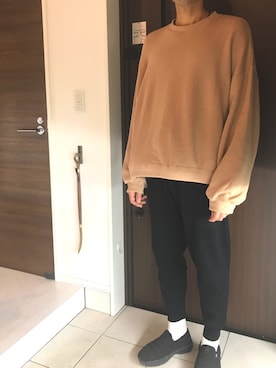 「Dessin de Mode（デッサンドモード）のアイテム（スウェット）」を使った、sasazunzunさん（メンズ・178cm）の秋コーディネート