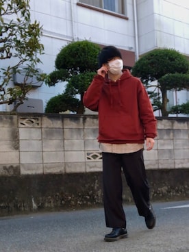 「shiki tokyo（シキトウキョウ）のアイテム（パーカー）」を使った、kenさん（メンズ・175cm）の秋コーディネート