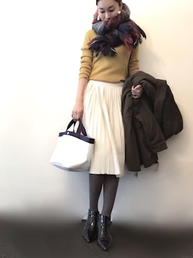 「マスタード」｜「アイテム（ブーティ）」を使った、malieさん（レディース・167cm）の冬コーディネート