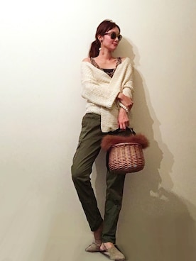 「カーキパンツ」｜malieさん（レディース・167cm）の秋コーディネート