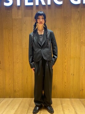 「HYSTERIC GLAMOUR（ヒステリックグラマー）のSNAKE LOOP柄 Tシャツ（Tシャツ/カットソー、ブラック系）」を使った、MIWAKOさん（レディース・152cm）の秋コーディネート