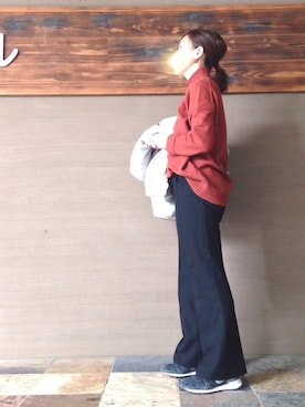 「UNTITLED（アンタイトル）のアイテム（パンツ）」を使った、トモリB♭さん（レディース・156cm）の冬コーディネート