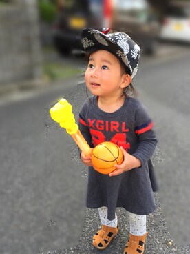 「DILASH（ディラッシュ）のアイテム（帽子）」を使った、かなよんさん（キッズ・80cm）の春コーディネート