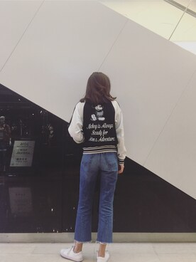 「MOUSSY（マウジー）のアイテム（ナイロンジャケット）」を使った、Lizzz小琳子さん（レディース・170cm）の春コーディネート