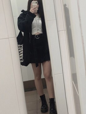 「大学生コーデ」｜「アイテム（ムートンコート）」を使った、Rさん（レディース・165cm）の秋コーディネート