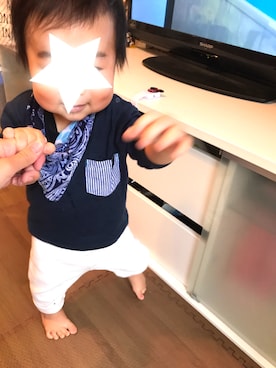 「UNIQLO（ユニクロ）のアイテム（その他パンツ、ホワイト系）」を使った、kana10さん（キッズ）の春コーディネート