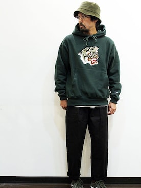 「アイテム（パーカー、グリーン系）」を使った、nakajiさん（メンズ・168cm）の春コーディネート