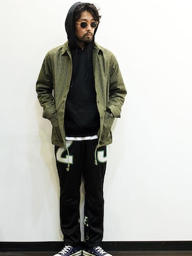 「アイテム（ミリタリージャケット）」を使った、nakajiさん（メンズ・168cm）の春コーディネート