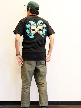 「バックプリント」｜「アイテム（スニーカー）」を使った、nakajiさん（メンズ・168cm）の夏コーディネート