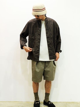 「MANEBU（マネブ）のアイテム（ローファー）」を使った、nakajiさん（メンズ・168cm）の春コーディネート